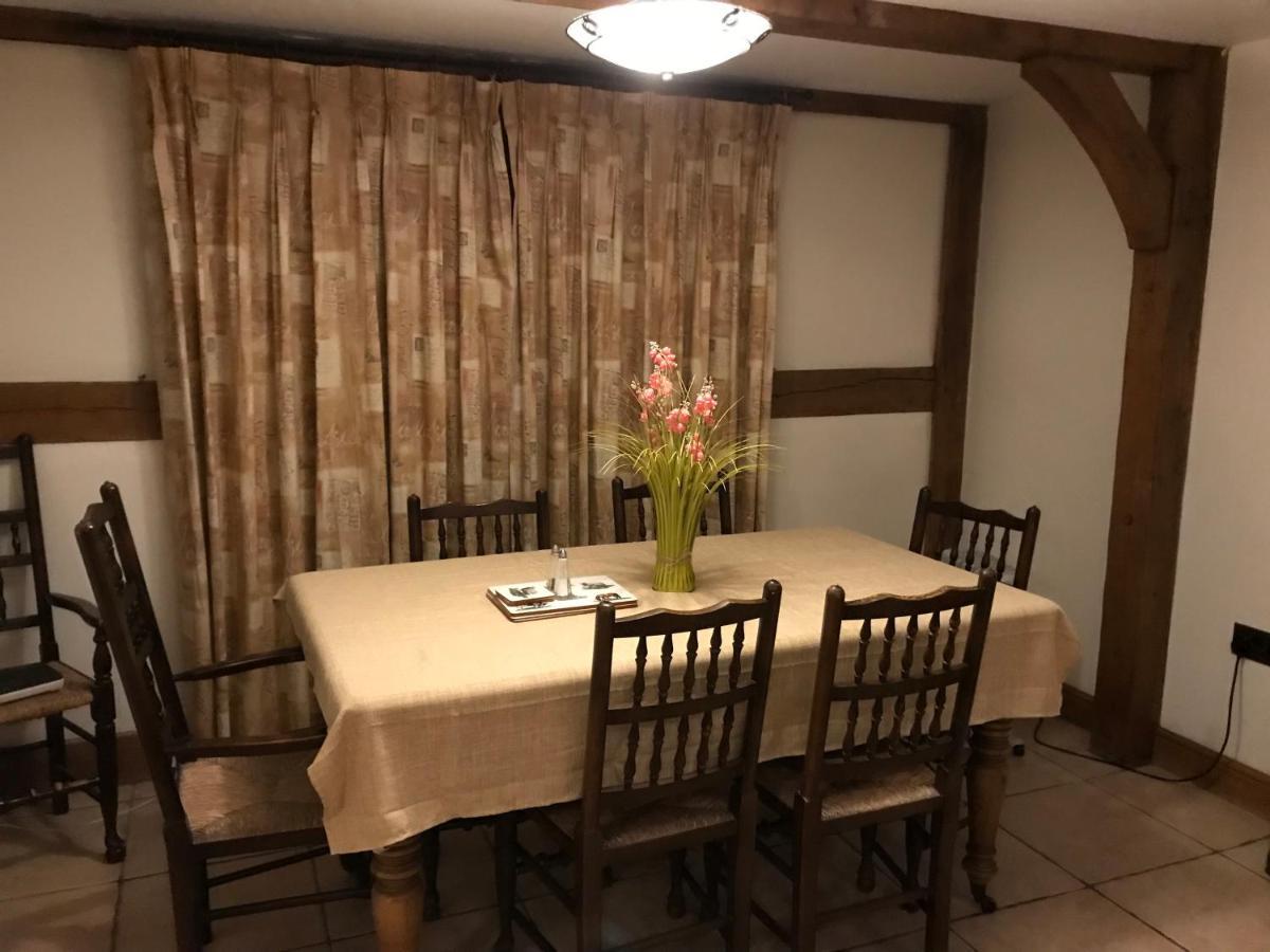Cosy In The Countryside Holiday home *